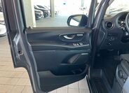 Mercedes-Benz Vito 9