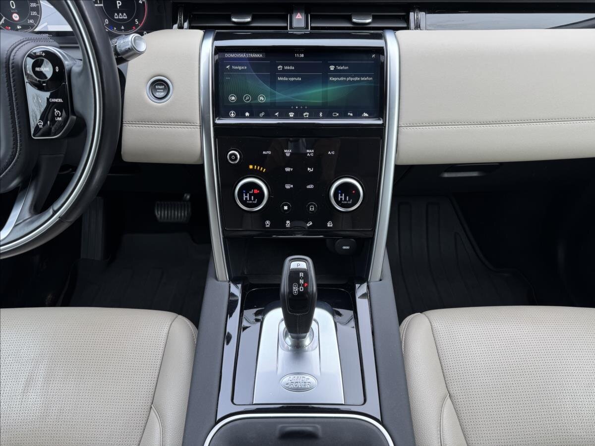 Land Rover Discovery Sport SUV 2,0 l 110 kw