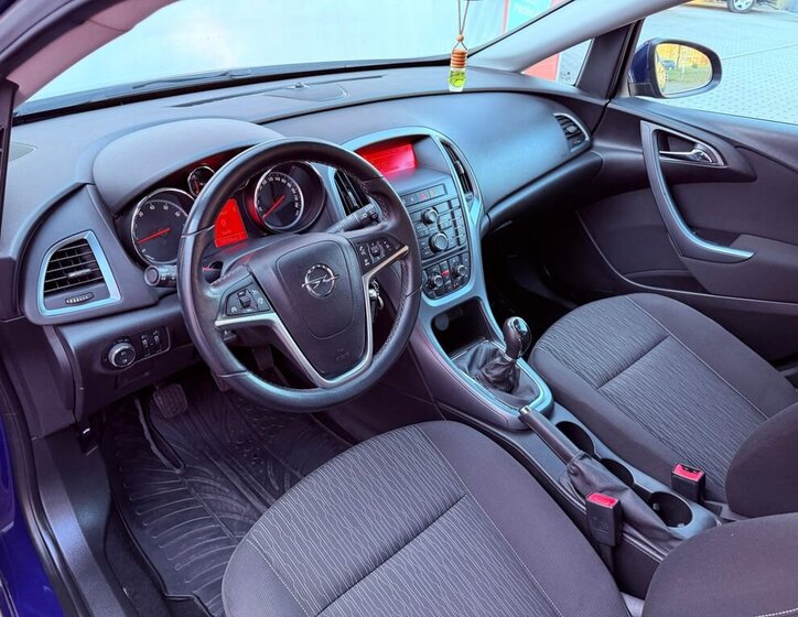 Opel Astra Hatchback 1,4 l 74 kw