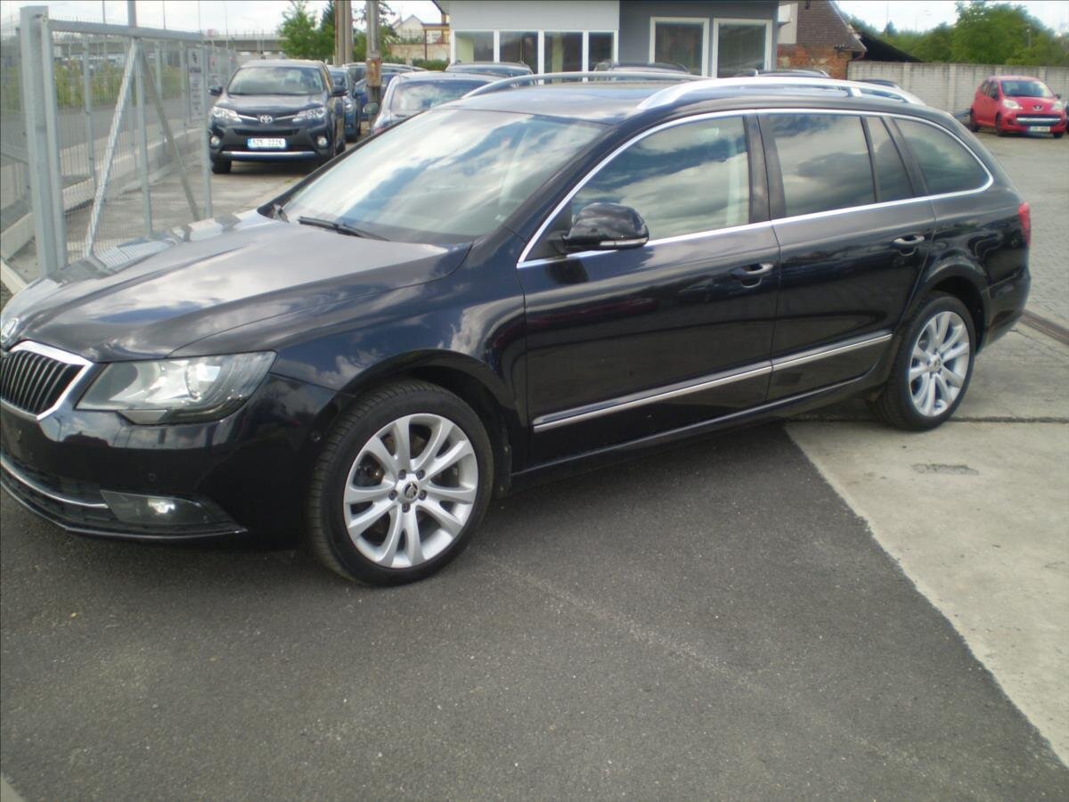 Škoda Superb Kombi 2,0 l 125 kw