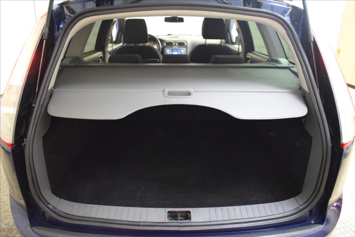 Ford Focus Kombi 1,6 l 74 kw