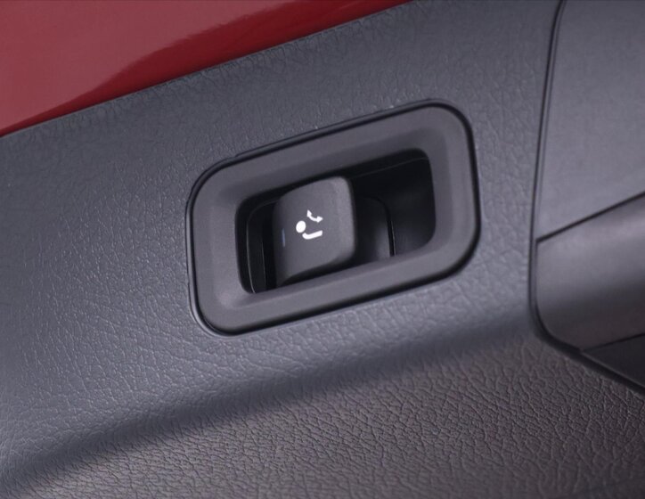 Mercedes-Benz GLB SUV / Terénní 2,0 l 110 kw