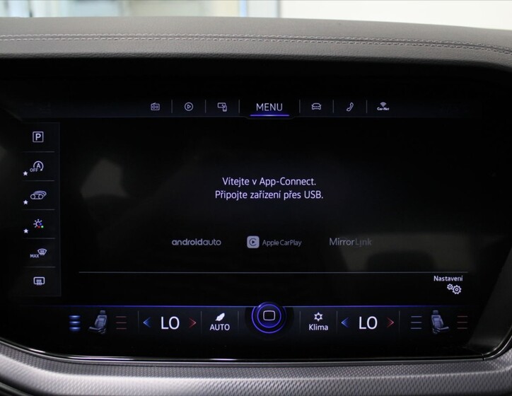 Volkswagen Touareg 11