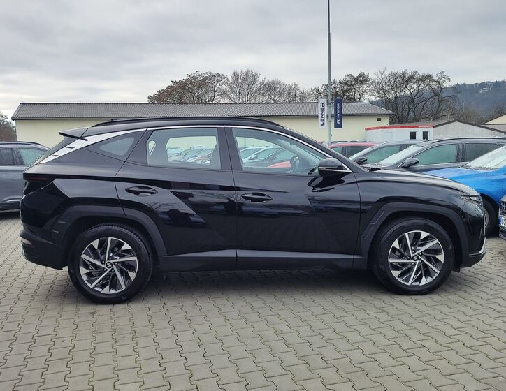 Hyundai Tucson SUV 1,6 l 110 kw