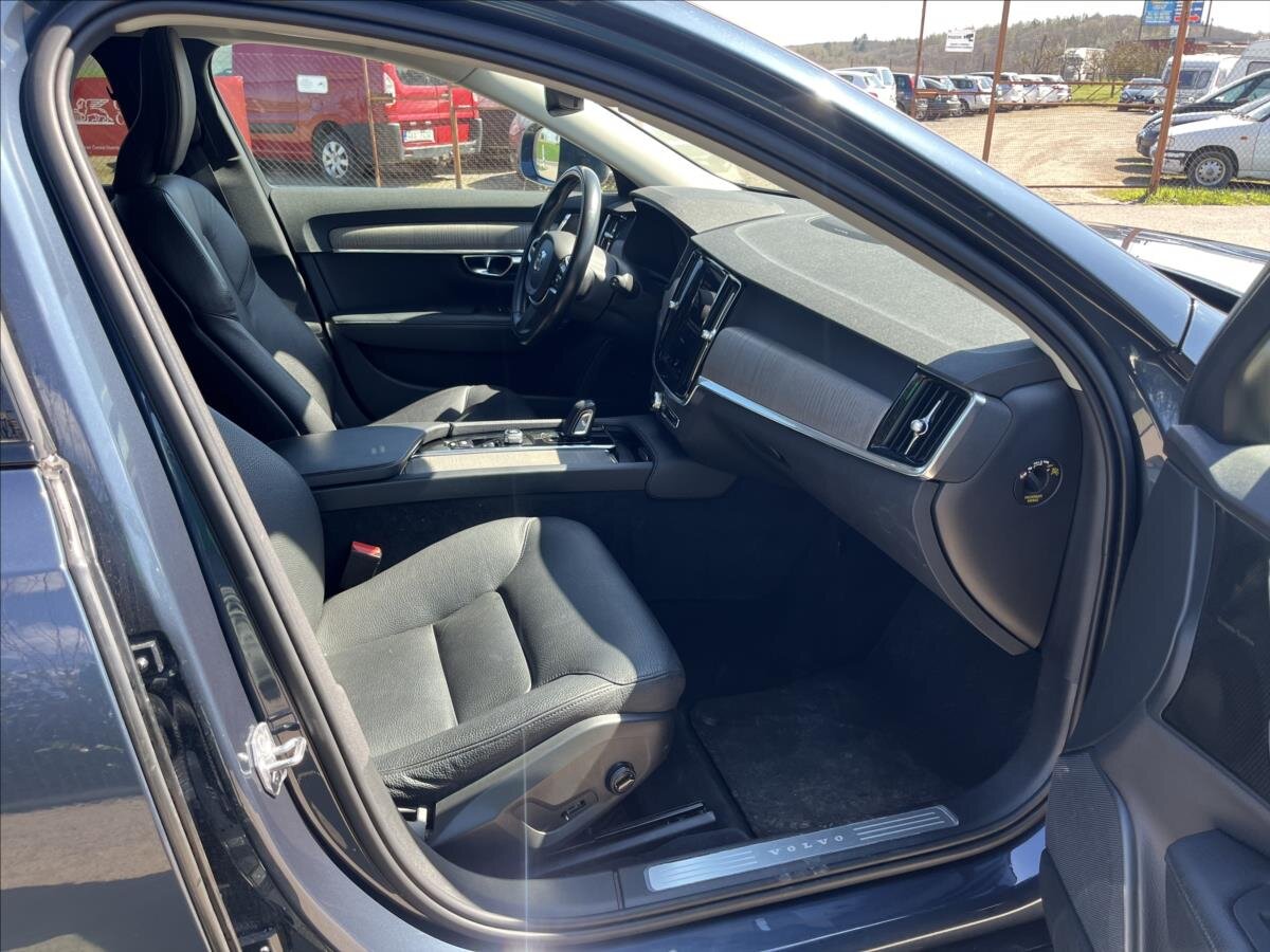 Volvo V90 Kombi 2,0 l 145 kw