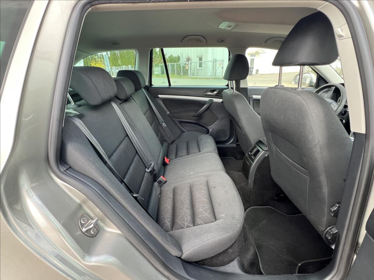 Škoda Octavia Kombi 1,6 l 77 kw