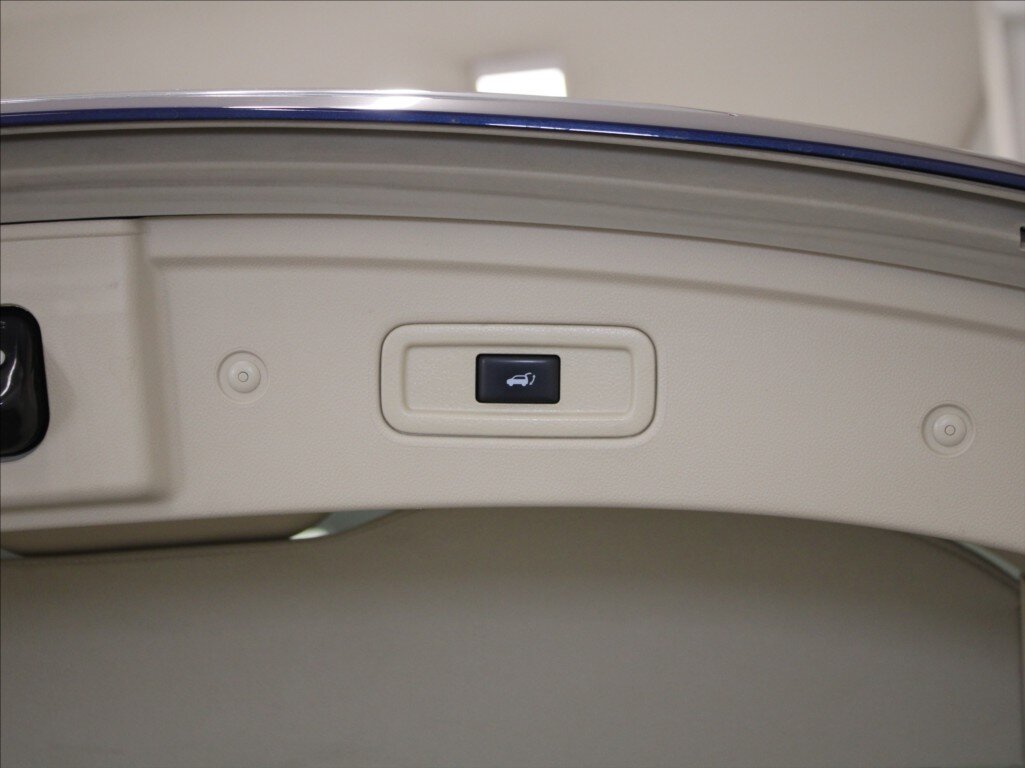 Infiniti QX70 SUV 3,0 l 175 kw