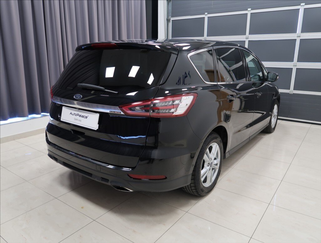 Ford S-MAX MPV 2,0 l 140 kw
