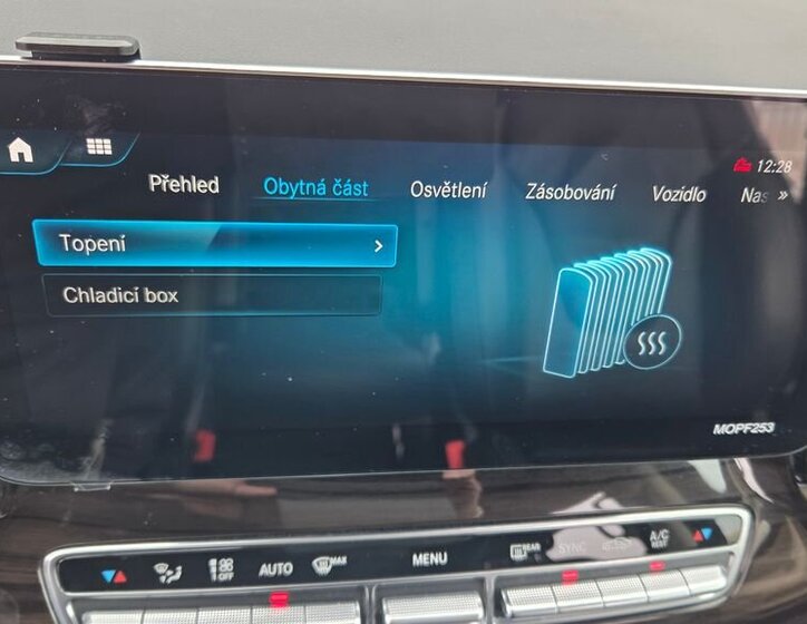 Mercedes-Benz Třídy V 14