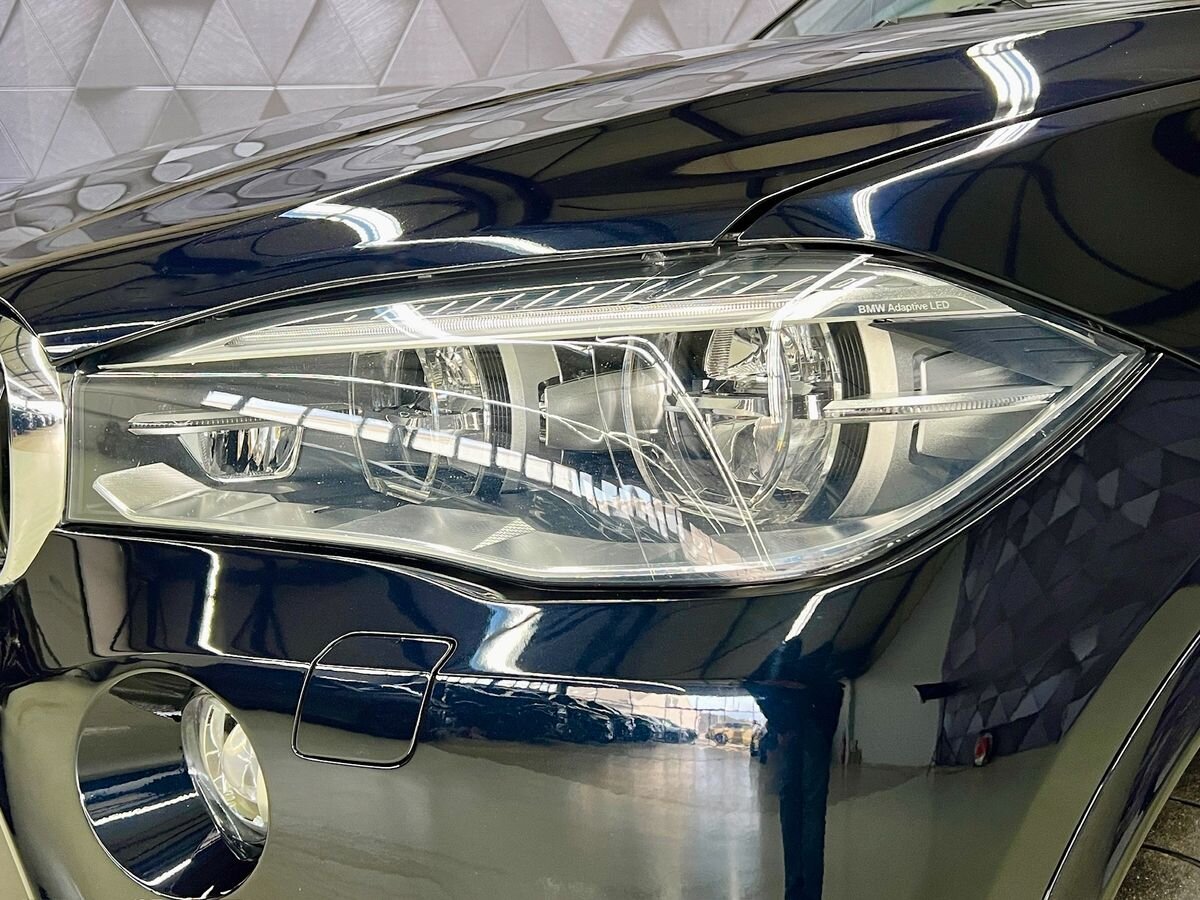 BMW X5 SUV / Terénní 4,4 l 423 kw