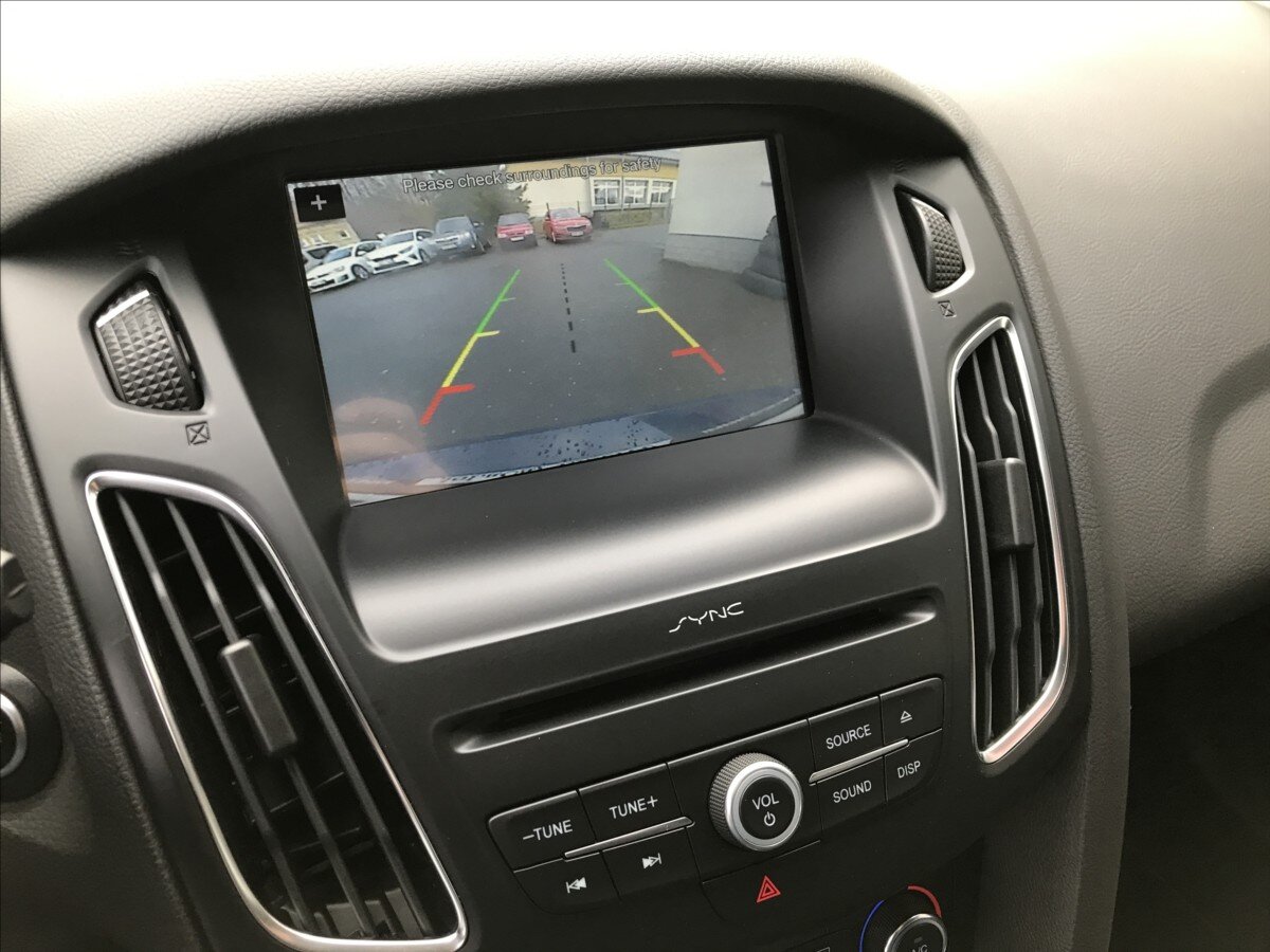 Ford Focus Hatchback 999,0 92 kw