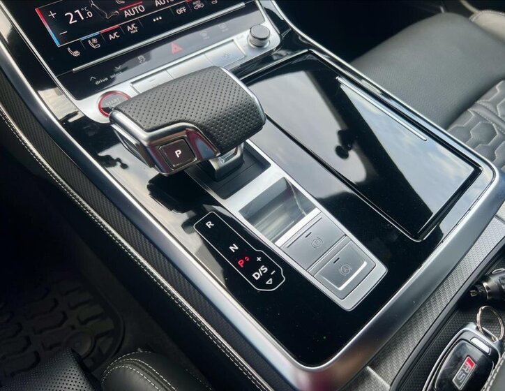 Audi RS Q8 SUV / Terénní 4,0 l 441 kw
