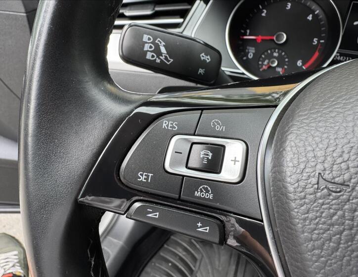 Volkswagen Passat 44