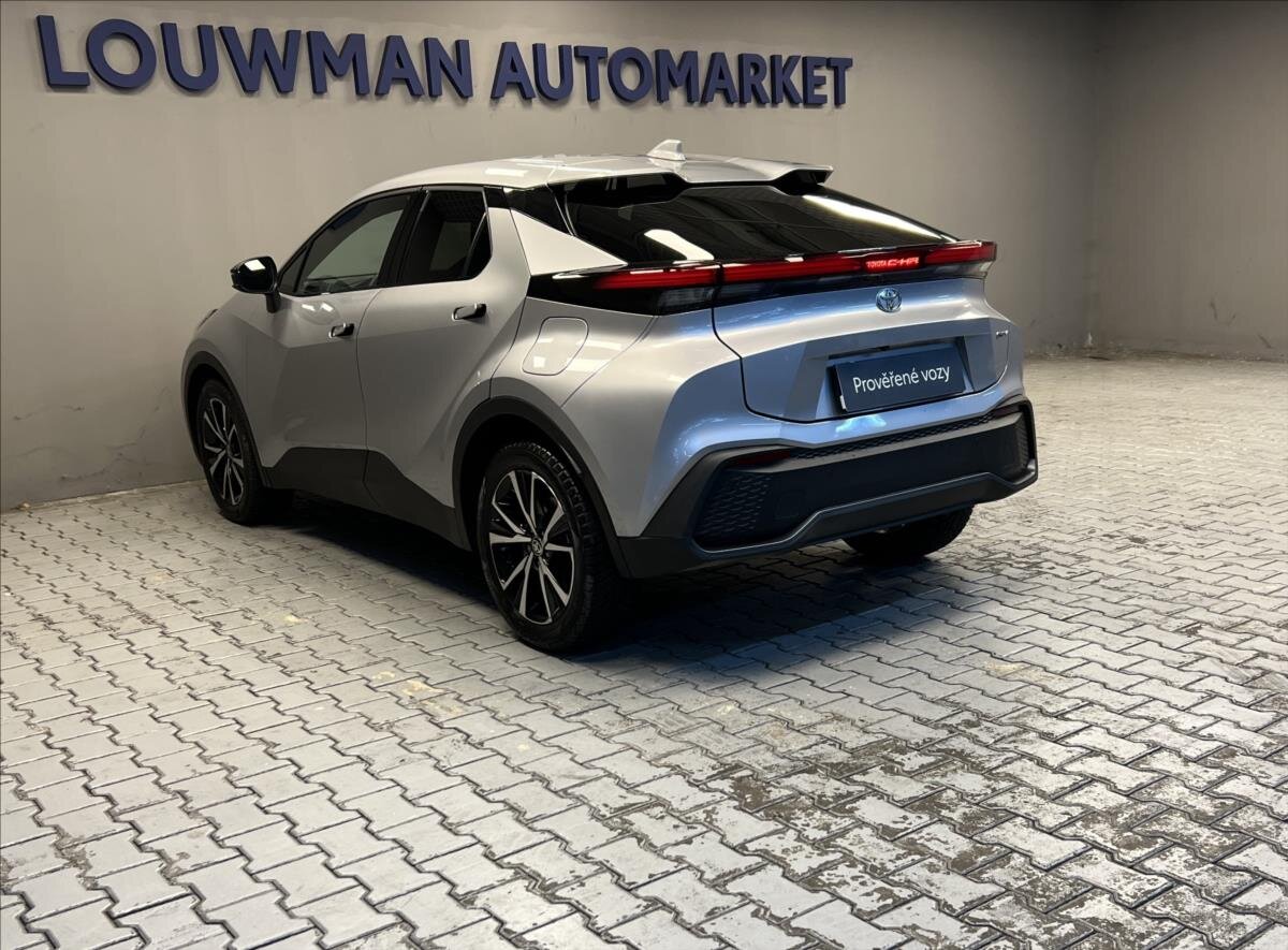 Toyota C-HR Hatchback 1,8 l 72 kw
