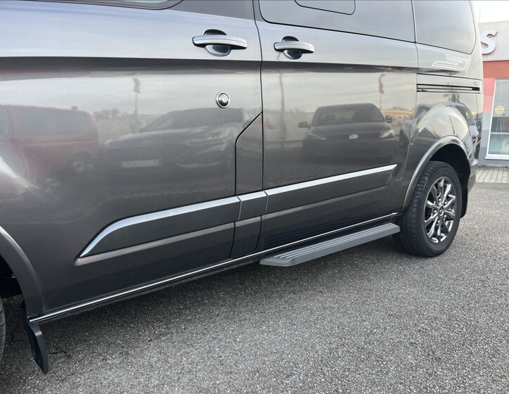 Ford Tourneo Custom 58