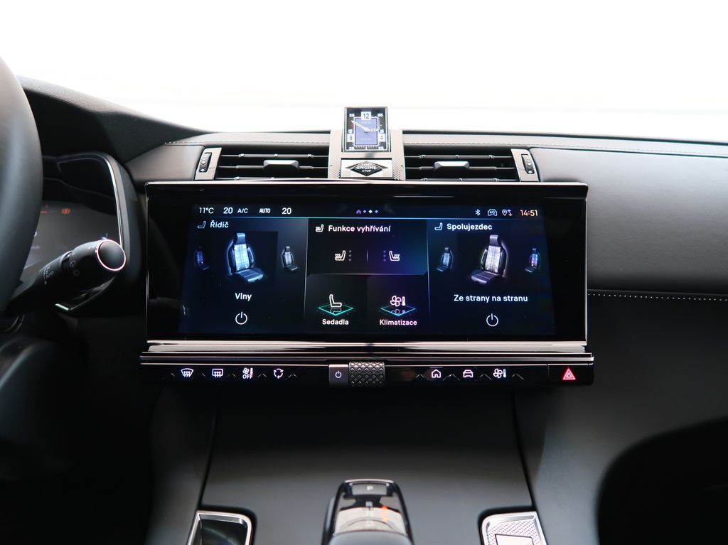 DS Automobiles DS7 Crossback