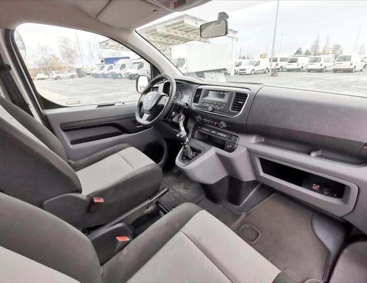Peugeot Expert 8