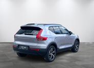 Volvo XC40 4