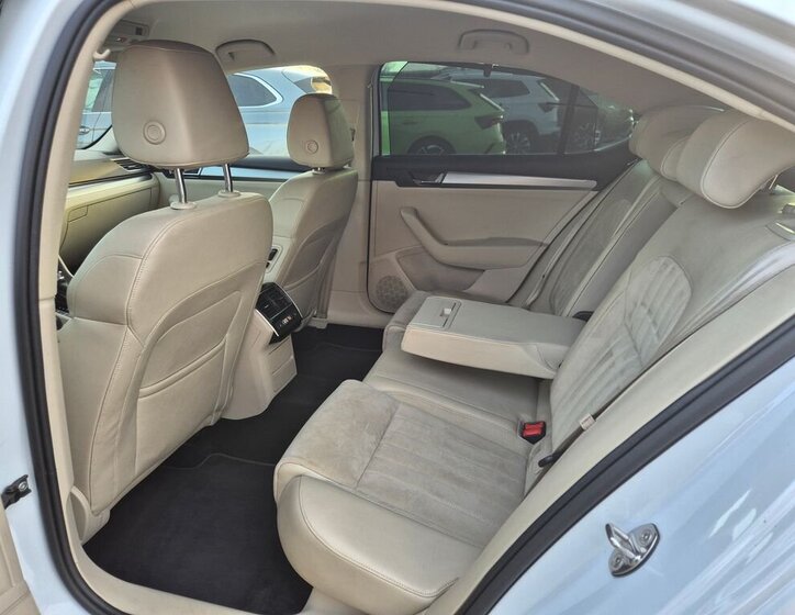 Škoda Superb Sedan / Limuzína 2,0 l 110 kw