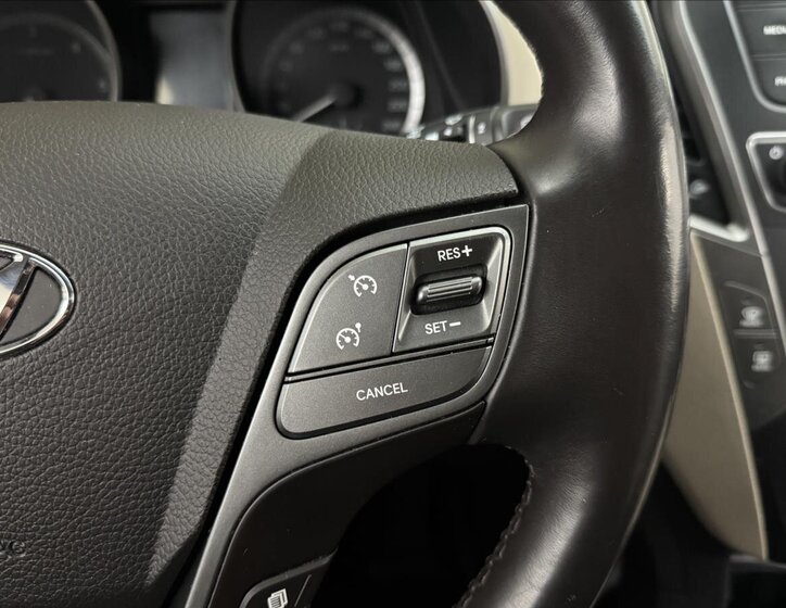 Hyundai Santa Fe SUV / Terénní 2,2 l 147 kw