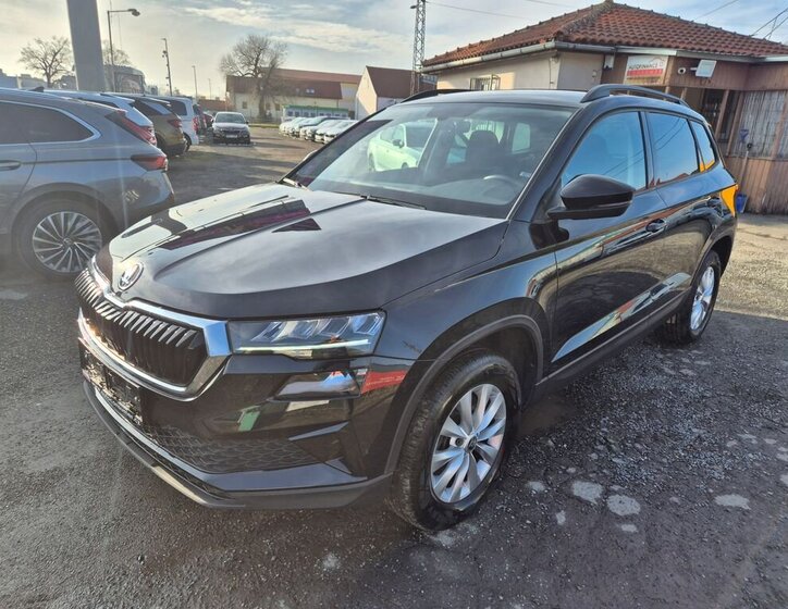 Škoda Karoq SUV 1,5 l 110 kw