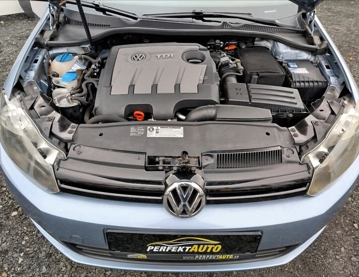 Volkswagen Golf 40