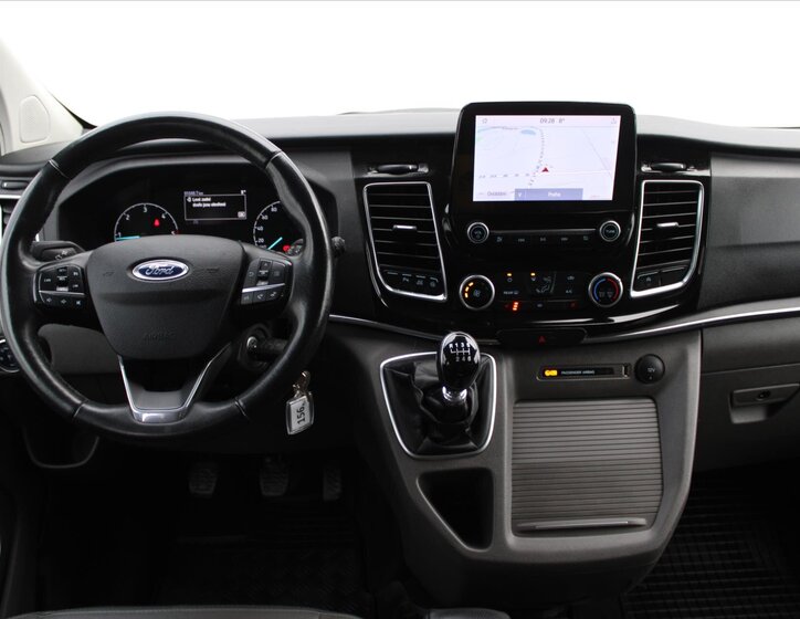 Ford Tourneo Custom MPV 2,0 l 136 kw
