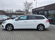 Peugeot 308 8