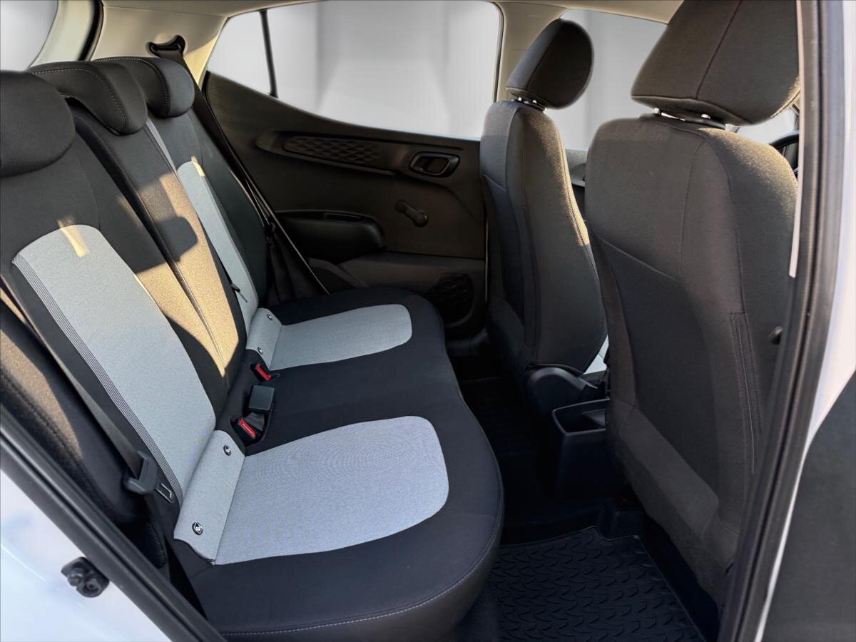 Hyundai i10 Hatchback 998,0 49 kw