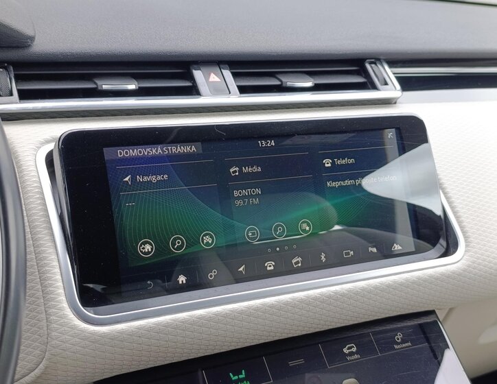 Land Rover Range Rover Velar SUV / Terénní 2,0 l 184 kw