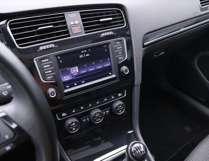 Volkswagen Golf Kombi 1,4 l 90 kw