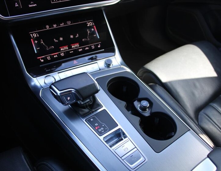 Audi A6 Kombi 3,0 l 210 kw