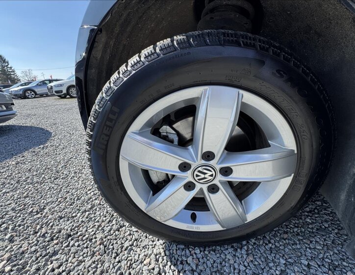 Volkswagen Golf Hatchback 1,6 l 77 kw