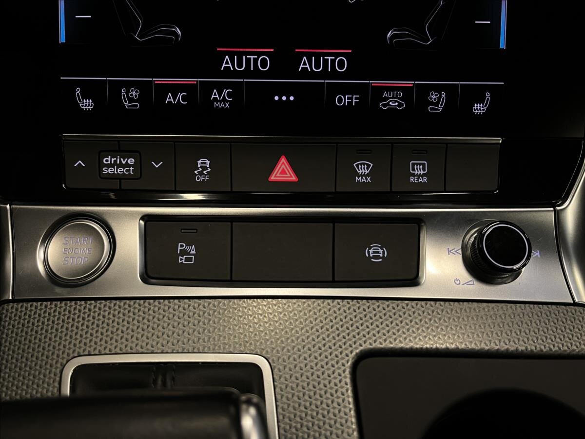 Audi A6 Allroad Kombi 3,0 l 210 kw