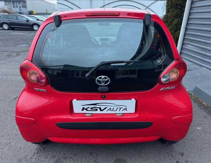 Toyota Aygo 8
