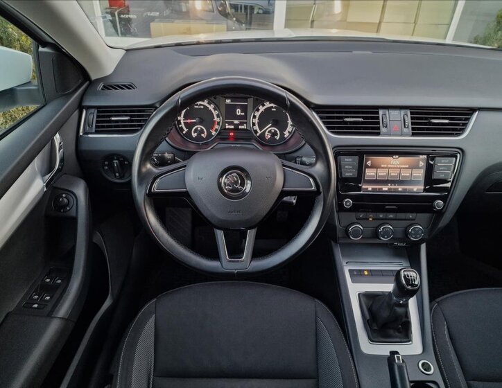 Škoda Octavia Liftback 2,0 l 110 kw