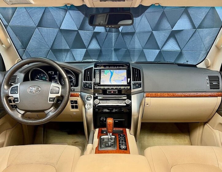 Toyota Land Cruiser 10