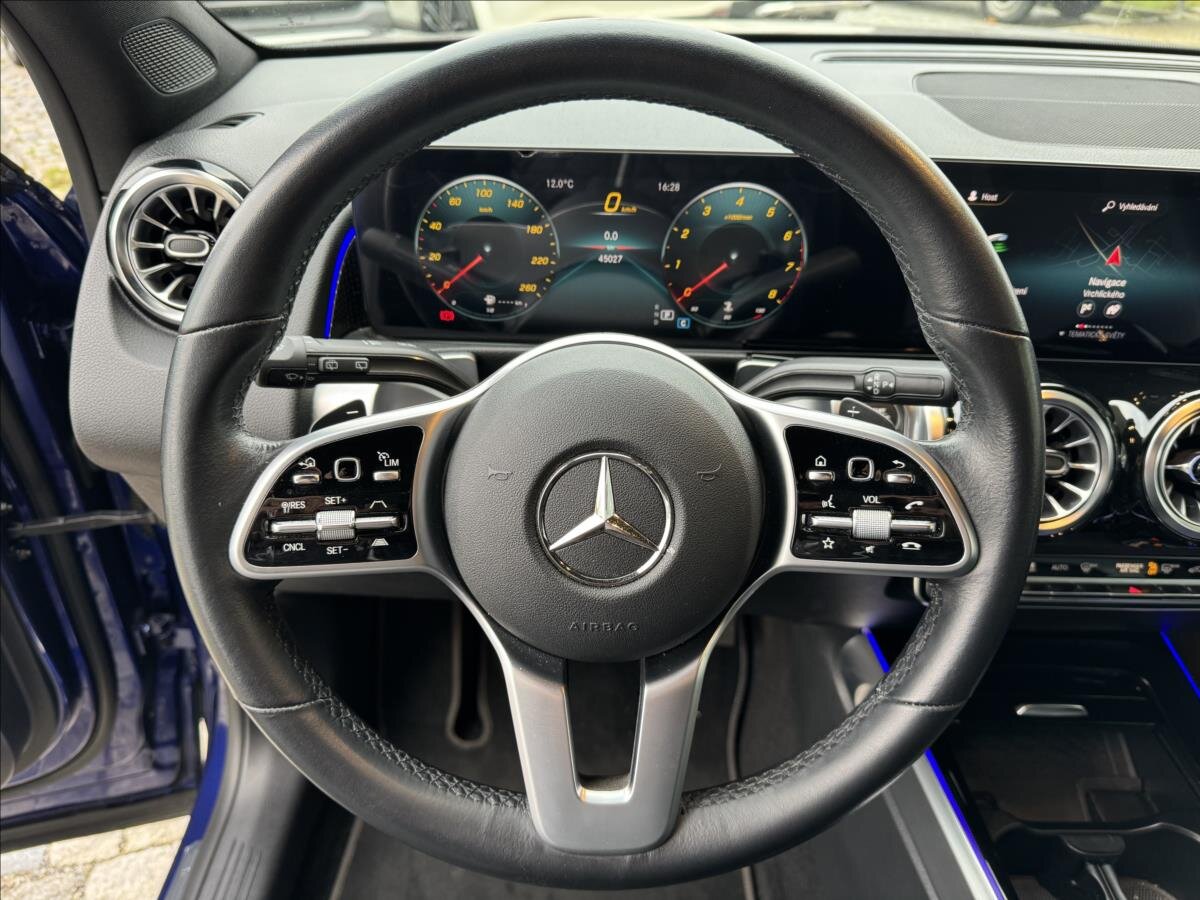 Mercedes-Benz GLB SUV 1,3 l 120 kw