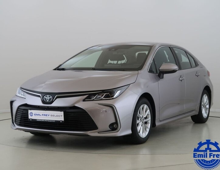 Toyota Corolla Sedan / Limuzína 1,5 l 92 kw