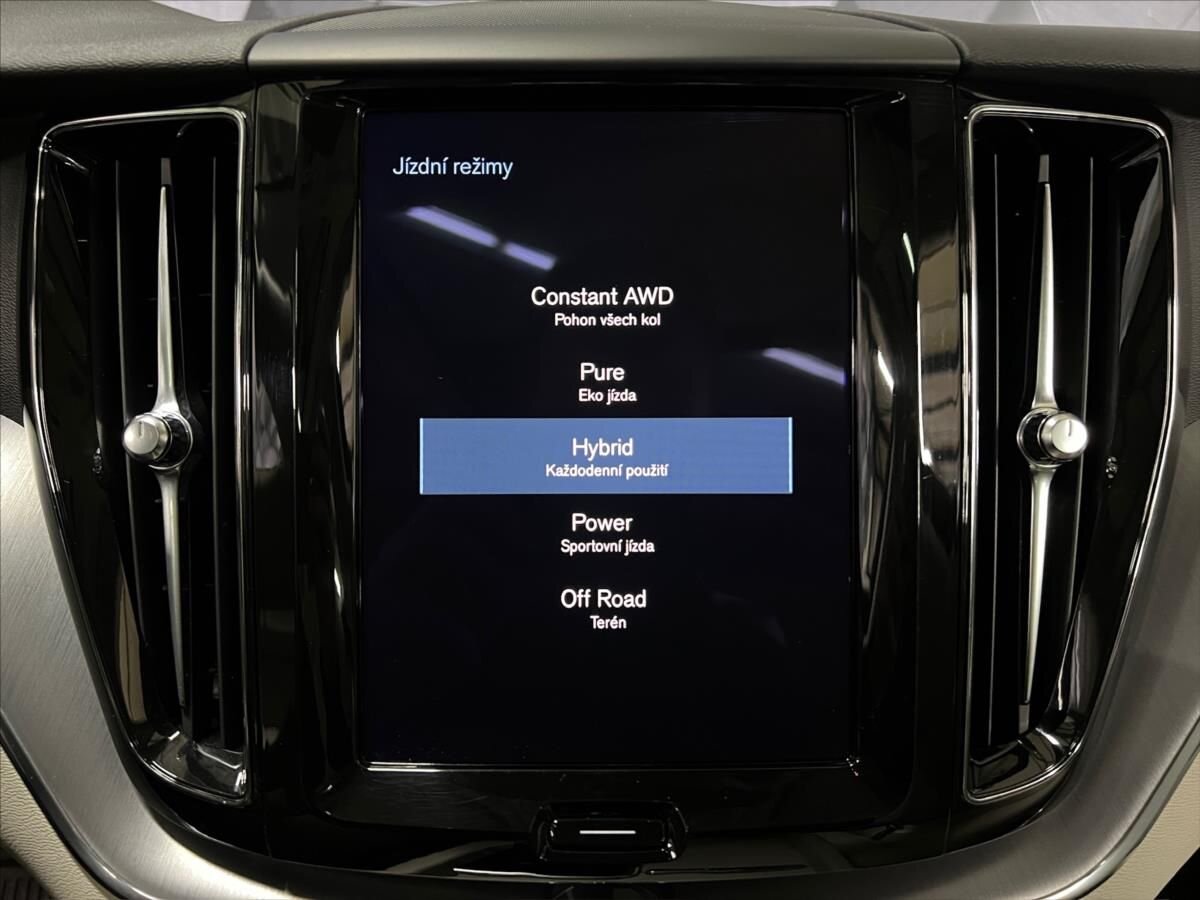 Volvo XC60 SUV 2,0 l 186 kw