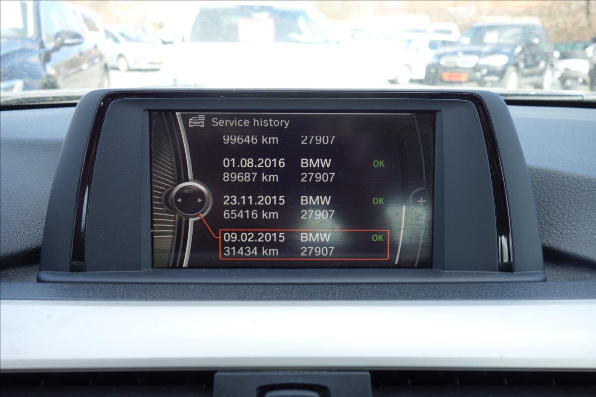 BMW Řada 3 Sedan / Limuzína 2,0 l 105 kw