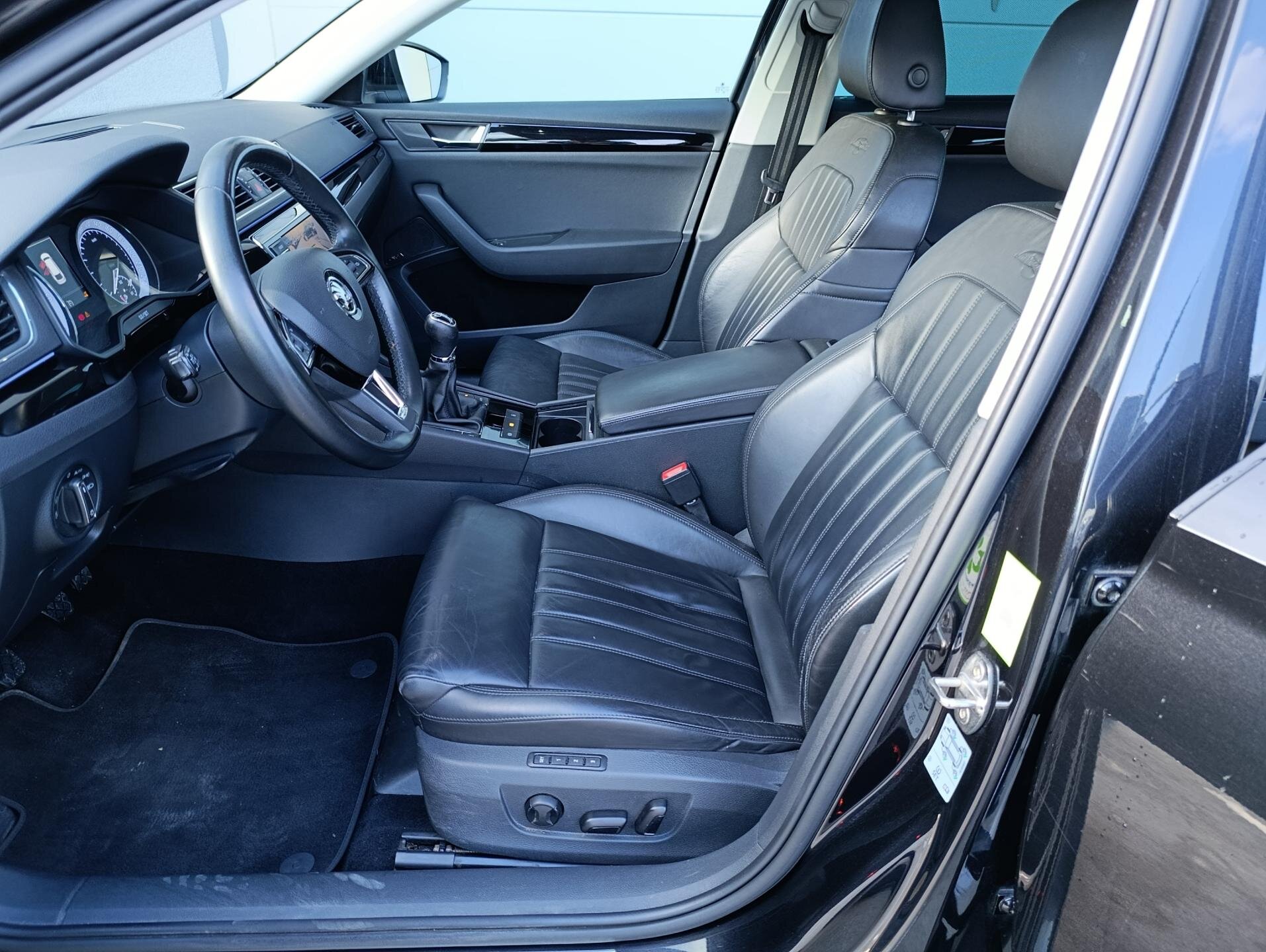 Škoda Superb Kombi 2,0 l 140 kw