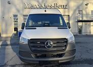 Mercedes-Benz Sprinter 8