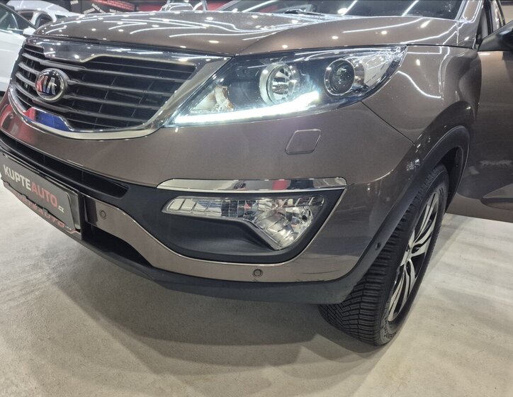 KIA Sportage SUV / Terénní 2,0 l 120 kw