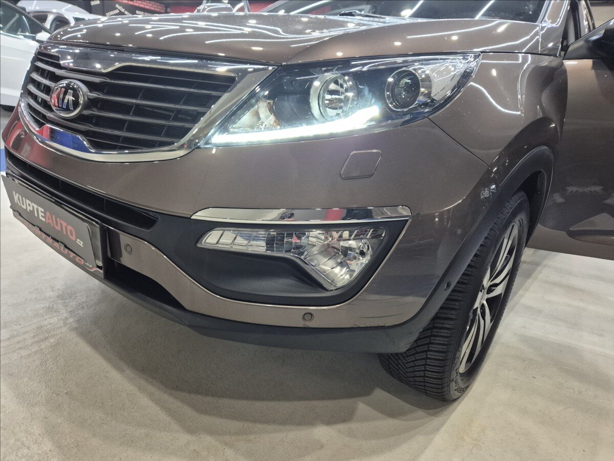 KIA Sportage SUV / Terénní 2,0 l 120 kw