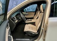 Volvo XC90 SUV / Terénní 2,0 l 335 kw