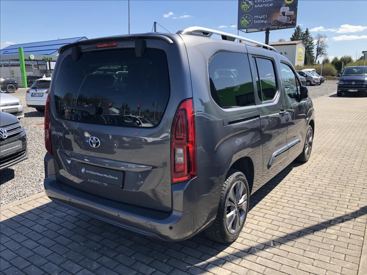 Toyota ProAce City Verso Kombi 1,5 l 96 kw