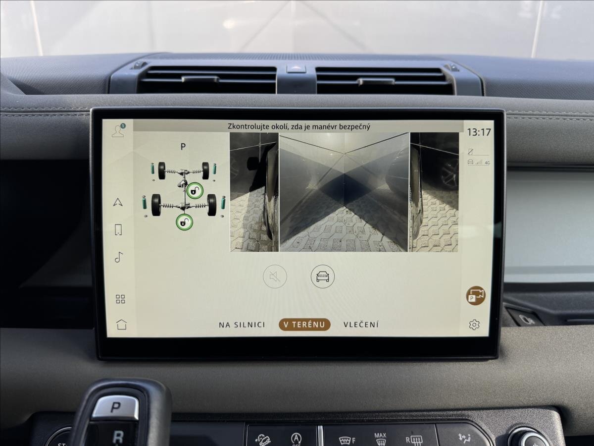 Land Rover Defender SUV / Terénní 3,0 l 183 kw