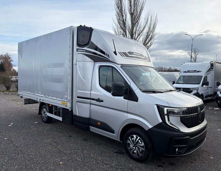 Renault Master 4