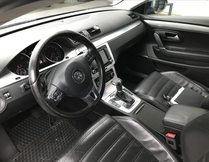 Volkswagen Passat CC Sedan 2,0 l 125 kw